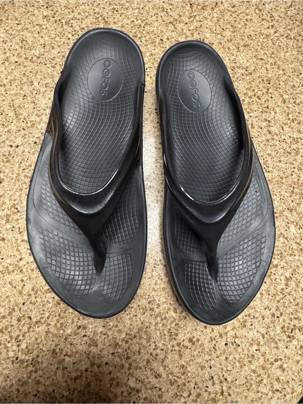 OOFOS comfort focused